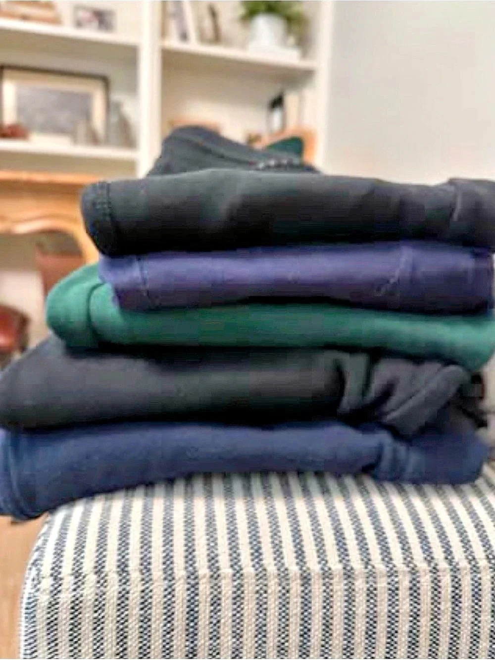 8 pair of Joggers - Youth 8